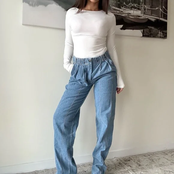 Deadstock 90s High Rise Light Wash Straight Leg Jeans | Vintage Minimalist Denim - Picture 3 of 8